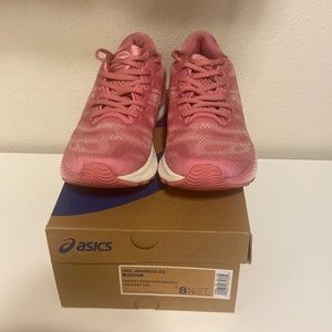 ASICS Gel Nimbus 23 womens pink sneakers size 8.5